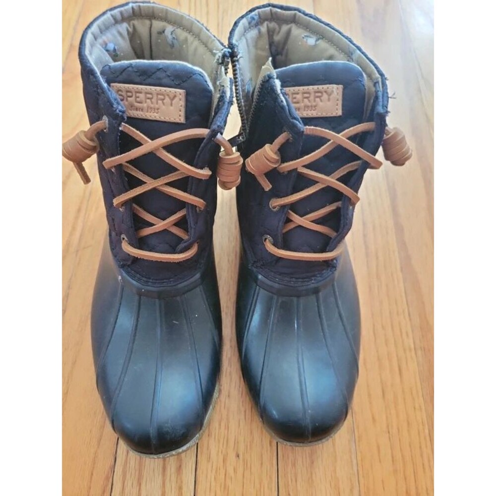 7.5 US Women's Sperry duck boots water black